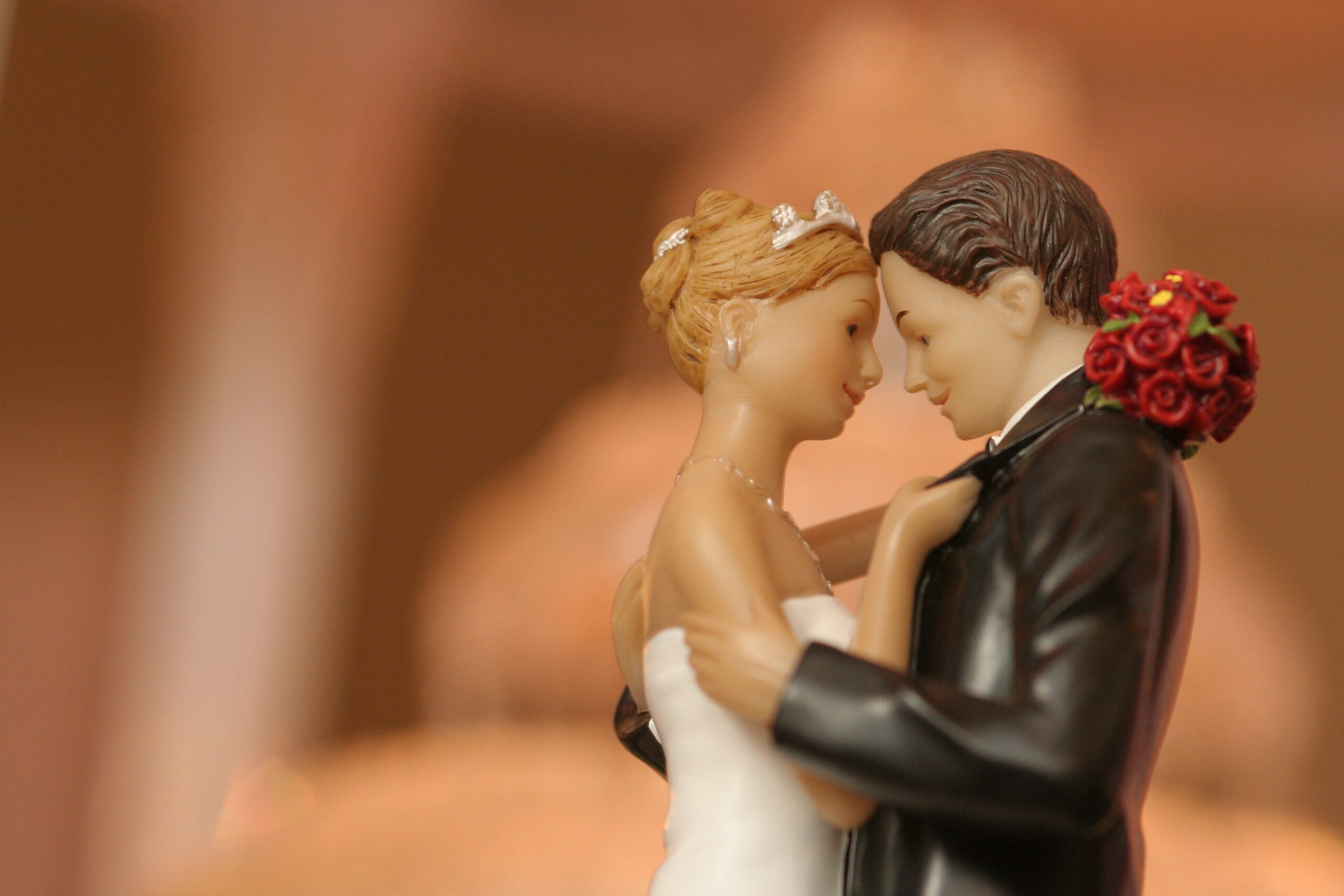 Figurine mariés moment tendresse mariage romantique Figurine mariés moment tendresse mariage romantique