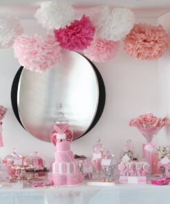 5 pompons boules en papier blanc DIY