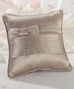 Coussin d'alliances mariage taupe beige clair