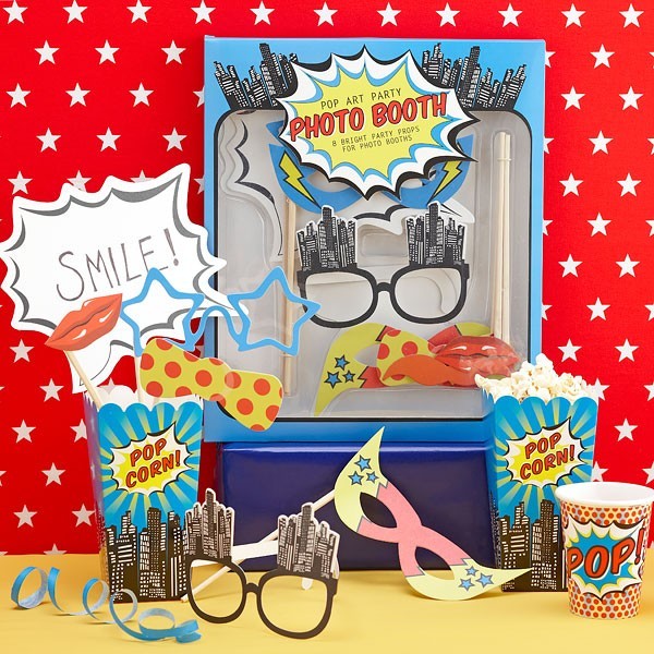 Kit Accessoires photo booth "pop art", super héros Kit Accessoires photo booth "pop art", super héros