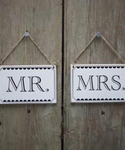 Les 2 pancartes dos chaise de mariage Mr et Mrs