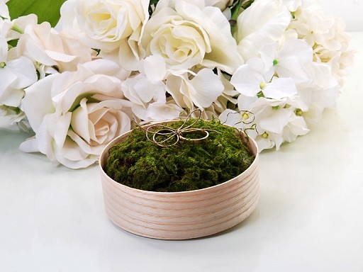 Boite rondin alliances mariage bois nature mousse Boite rondin alliances mariage bois nature mousse