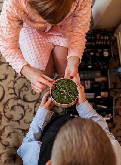 Boite rondin alliances mariage bois nature mousse Boite rondin alliances mariage bois nature mousse