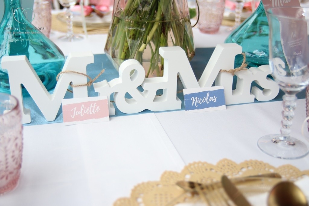 Lettres en bois Mr & Mrs déco table mariage Lettres en bois Mr & Mrs déco table mariage