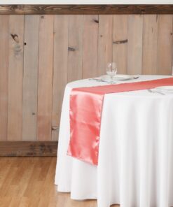 Location chemin de table corail en satin