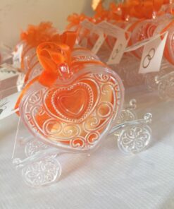 Carrosse coeur bonbonnière à dragées en plexi
