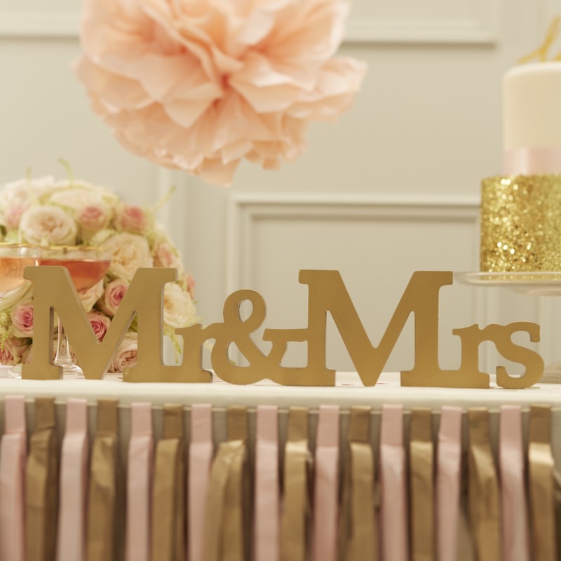 Location lettres Mr & Mrs lettres en bois doré Location lettres Mr & Mrs lettres en bois doré