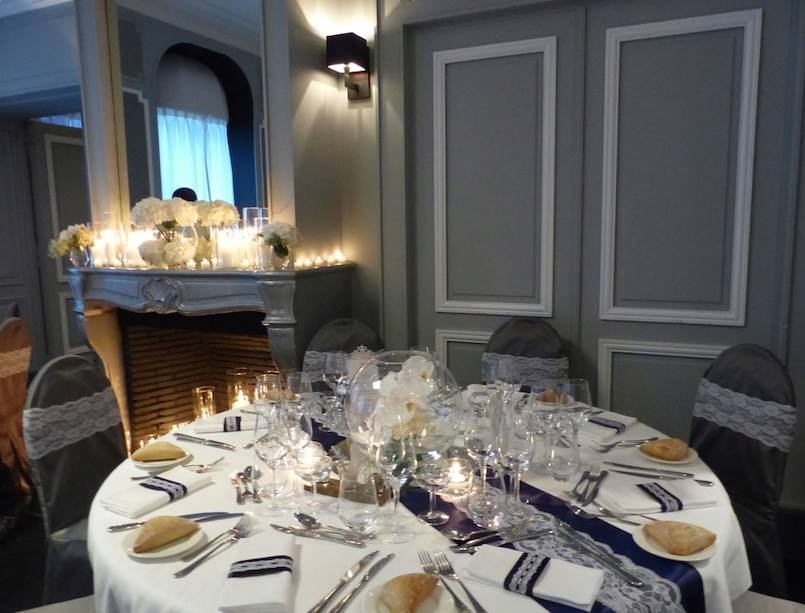 Tissu satin bleu marine 36cm 9M chemin de table Tissu satin bleu marine 36cm 9M chemin de table