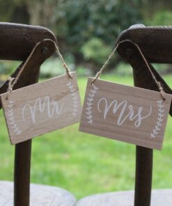 2 pancartes en bois Mr & Mrs mariage dos chaise