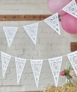 Guirlande effet dentelle fanions blancs 3M