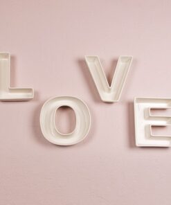 LOCATION lettres LOVE plateau porcelaine
