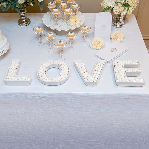 LOCATION lettres LOVE plateau porcelaine LOCATION lettres LOVE plateau porcelaine
