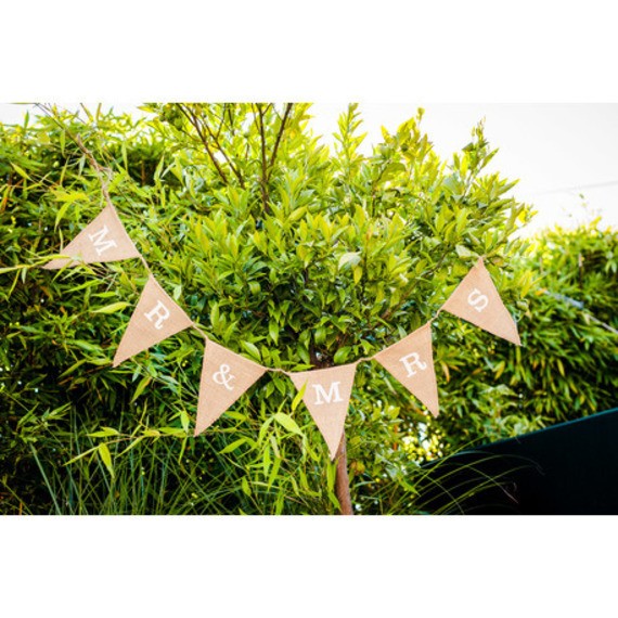 Guirlande fanions Mariage "Mr and Mrs" jute 1M Guirlande fanions Mariage "Mr and Mrs" jute 1M