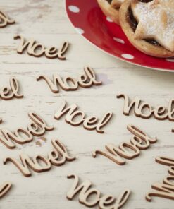 25 Confettis de table de Noël en bois