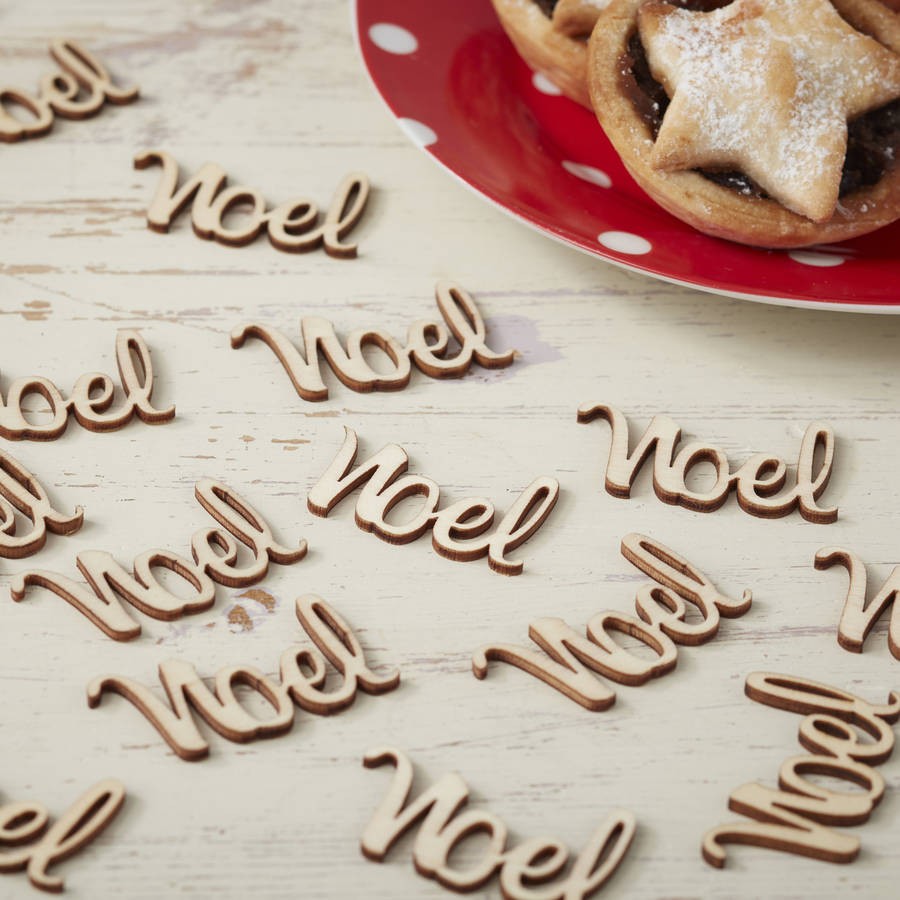 25 Confettis de table de Noël en bois 25 Confettis de table de Noël en bois