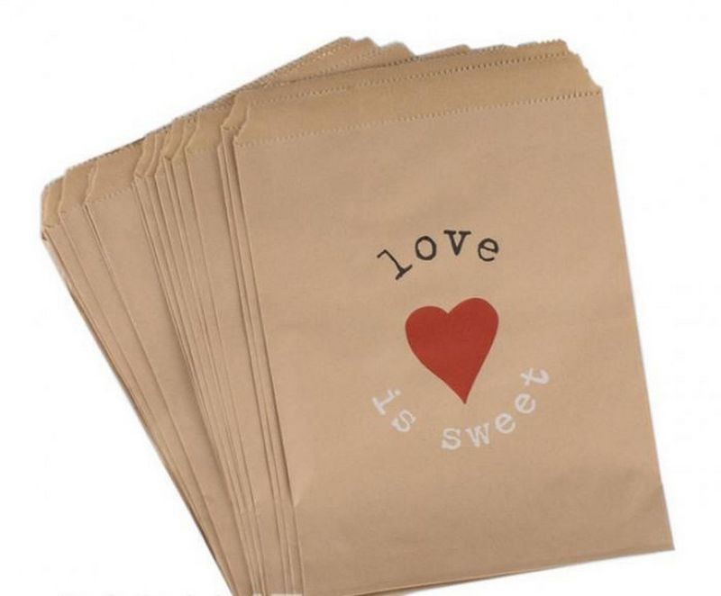 25 Sachets bonbons papier kraft "love is sweet" 25 Sachets bonbons papier kraft "love is sweet"