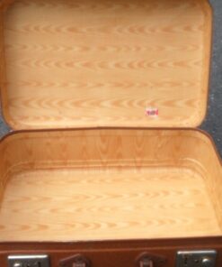 Location petite valise vintage 