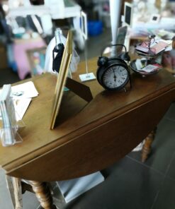 Location table ancienne pliante ronde bois massif