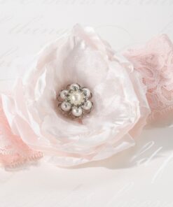 Jarretière mariage rose blush dentelle perles