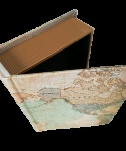 Location livre boite carte monde thème voyage