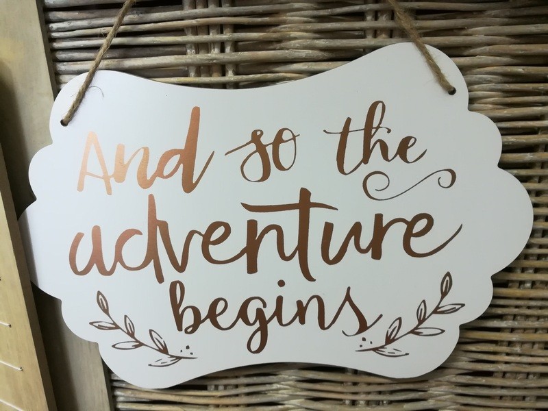 Location signalétique mariage And so the adventure begins Location signalétique mariage And so the adventure begins