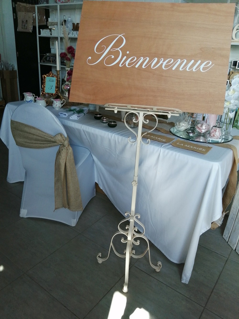 Location Panneau de Bienvenue Mariage effet bois Location Panneau de Bienvenue Mariage effet bois
