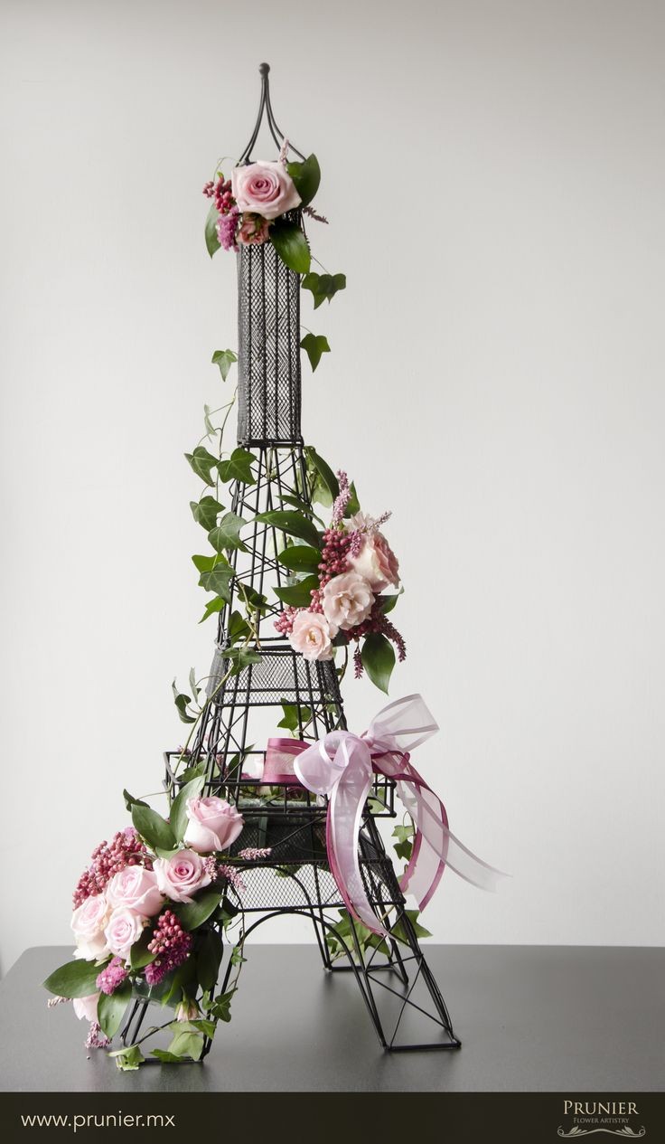 Tour eiffel Paris centre de table 28,5cm Tour eiffel Paris centre de table 28,5cm