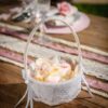 Panier mariage champêtre lin et dentelle