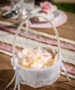Panier mariage champêtre lin et dentelle