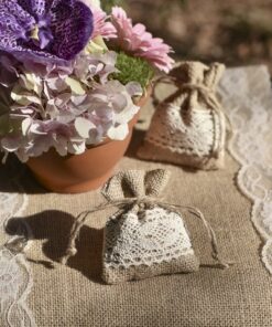 Pochon à dragées toile de jute et dentelle par 4