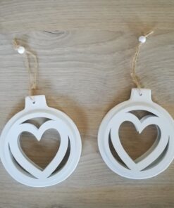 location 2 coeur en bois blanc décor chaise mariage
