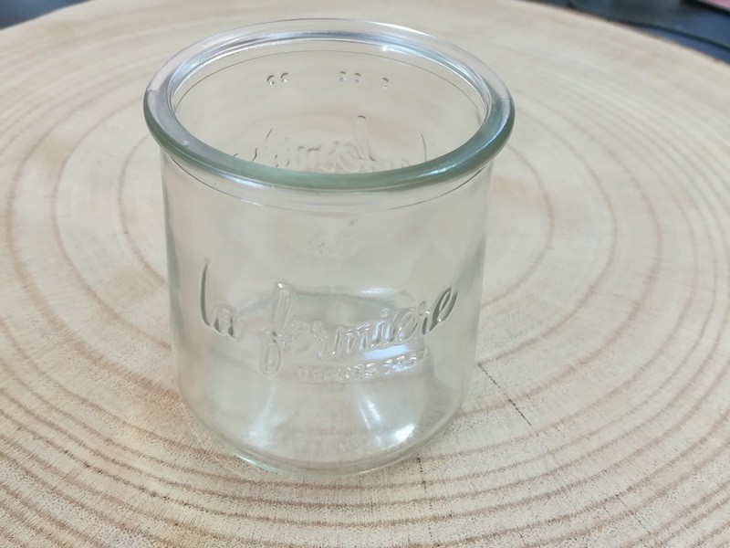 Location lot 15 pots yaourt bougeoir verre photophore Location lot 15 pots yaourt bougeoir verre photophore