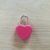 Un cadenas coeur ou doré pour urne sécurisée