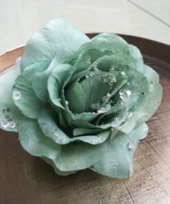 Location fleurs vert tendre euca avec pince