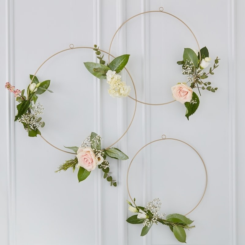 Location cercles bois cerceau Mr & Mrs mariage Location cercles bois cerceau Mr & Mrs mariage